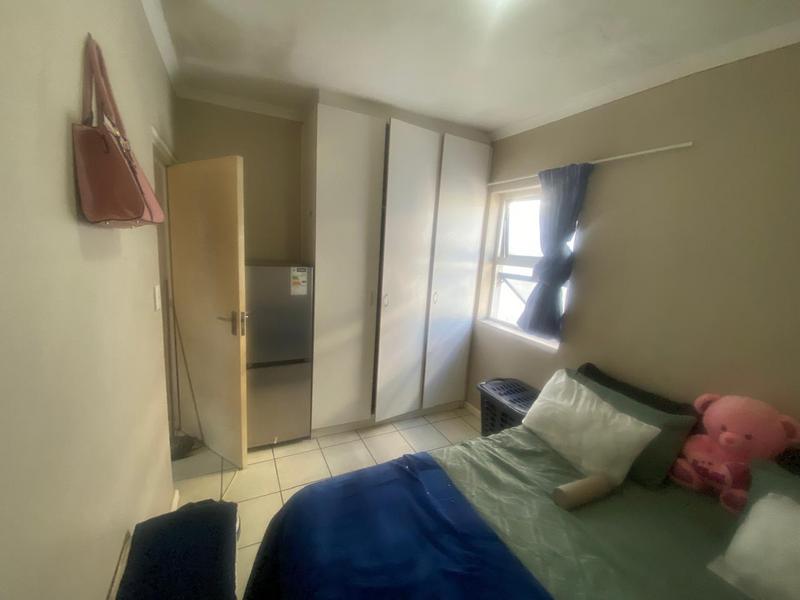 2 Bedroom Property for Sale in Maitland Western Cape